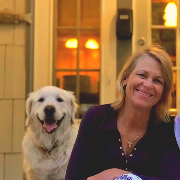 Meet your Posher, Susie - Picture 2 of 2